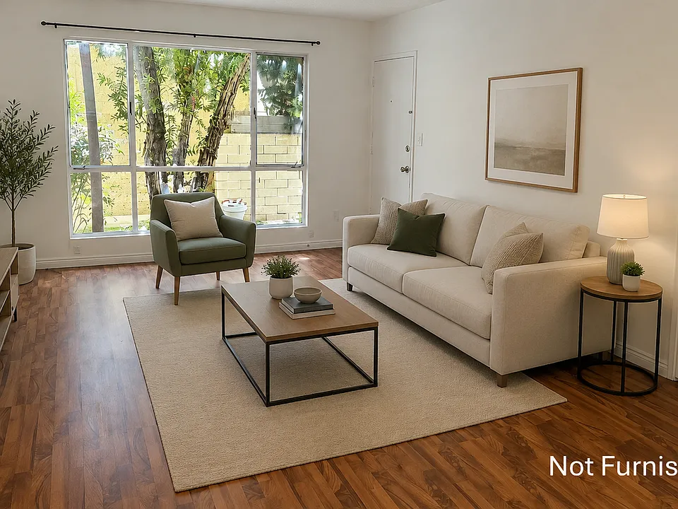 638 W Knoll Dr #3