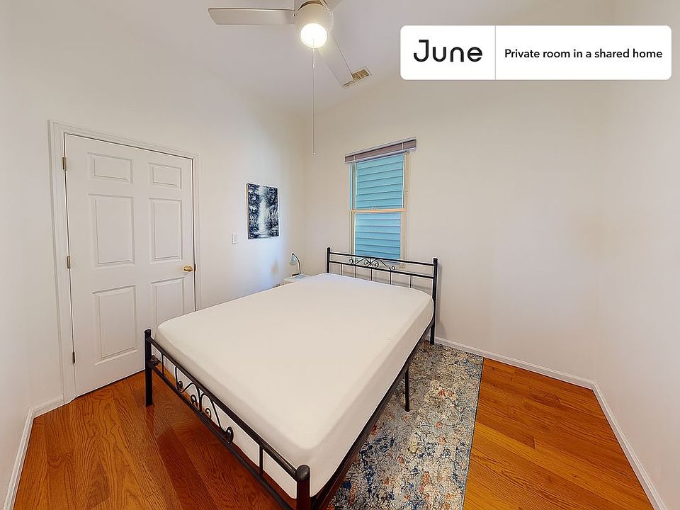 1st image of 1841 N Mozart St #1-C