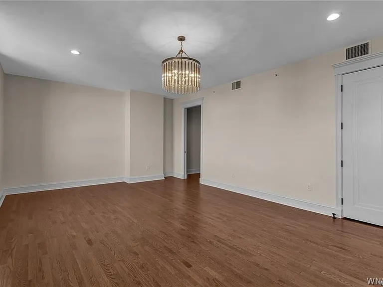 674 Main St #3 — Photo 27