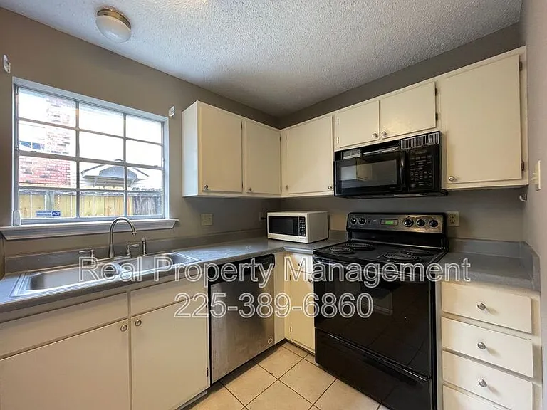 1704 Brightside Dr #C — Photo 4