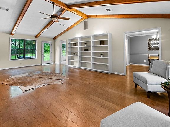 5th image of 3513 Gallagher Dr