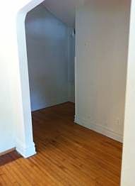 4th image of 1425 W Melrose St #1