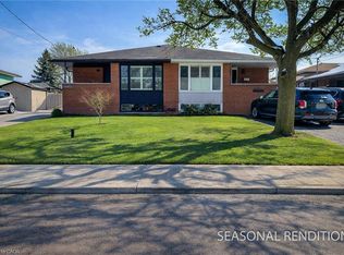 41 Rita Ave, Hamilton, ON L8W 1M4