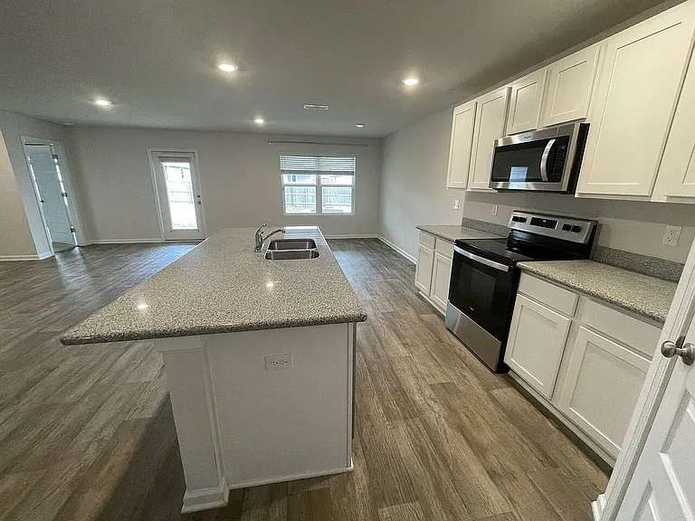5628 Fulcina Ct — Photo 6