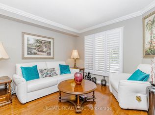 9 Palmolive St, Brampton, ON L6R 1P4