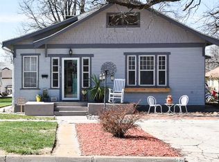 806 W 1st St, Mccook, NE 69001