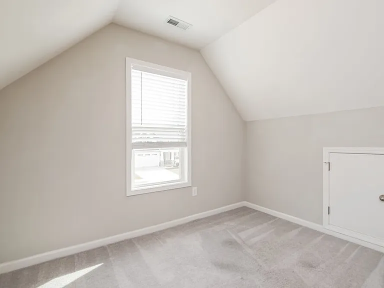 12 Patagonia Pl — Photo 12