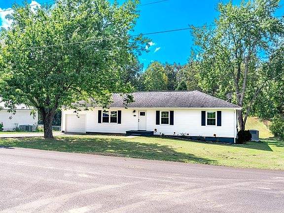 3rd image of 86 Hickory Hollow Dr