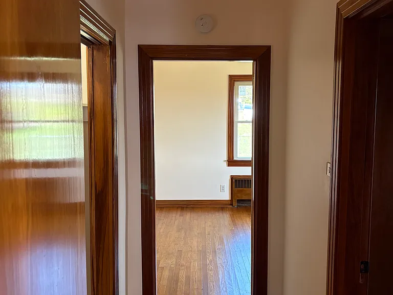 6003 N Broadway St — Photo 11