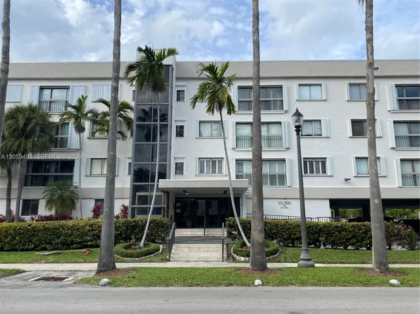 255 Galen Dr, Key Biscayne, FL
