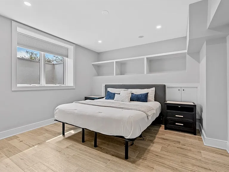 5 Colonial Rd #5 — Photo 32