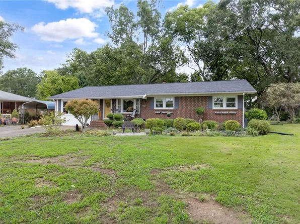 137 Selwyn Dr, Anderson, SC 29625