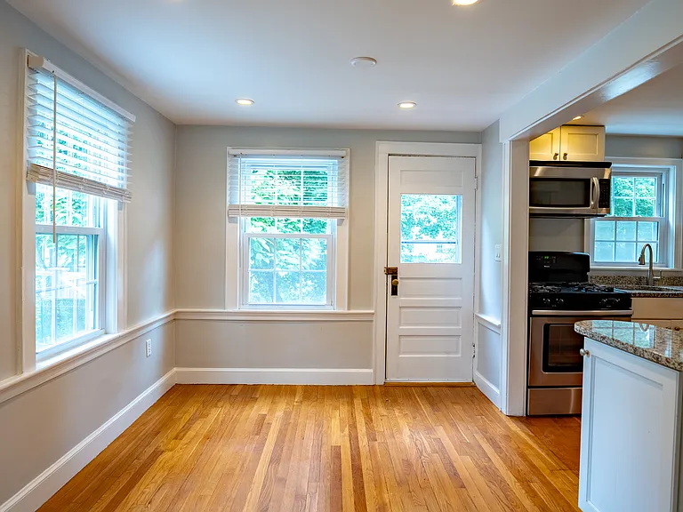 993 Massachusetts Ave #993 — Photo 1