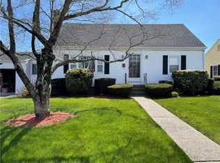 115 Cushman Ave, East Providence, RI 02914