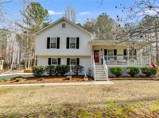 673 Waters Rd, Hiram, GA 30141