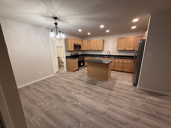 3rd image of 5993-5995 Hanson Ct #5993