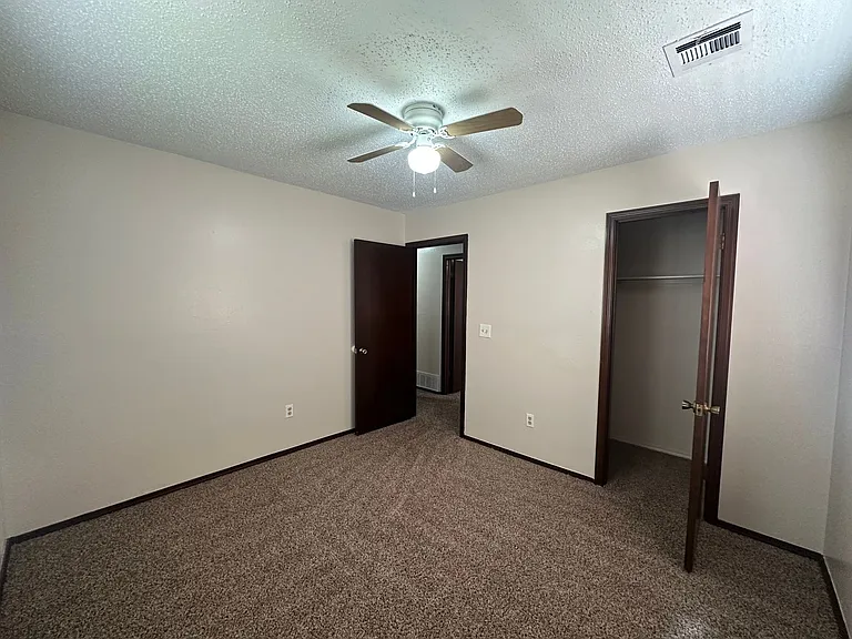 3321 SE 54th St — Photo 31