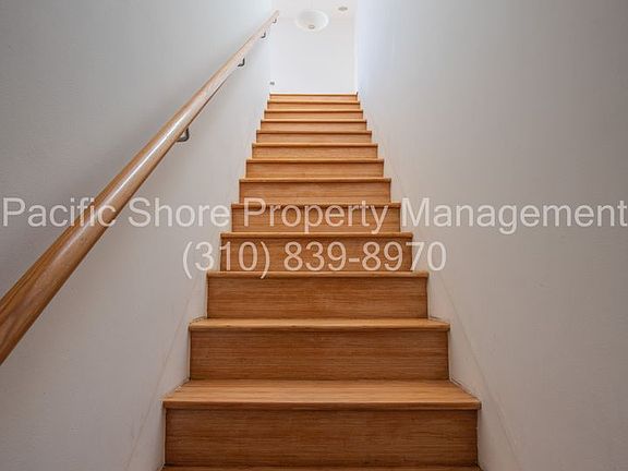 3rd image of 543 Rose Ave #545