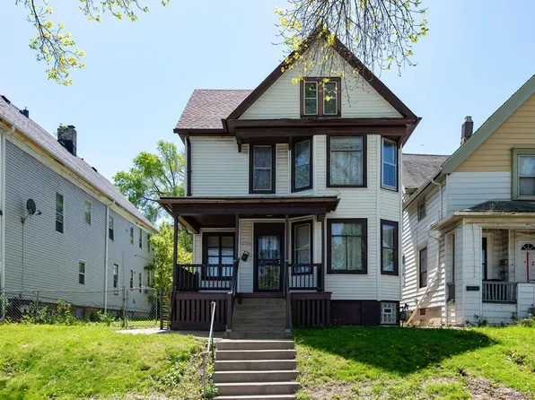 2909 West Pierce STREET, Milwaukee, WI 53215