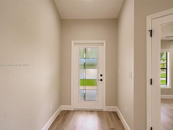 5th image of 16138 Coruna Ct
