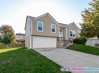11123 N Booth Ave, Kansas City, MO 64157