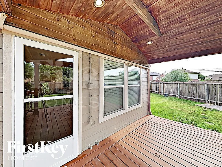 32218 Anne Ln — Photo 12