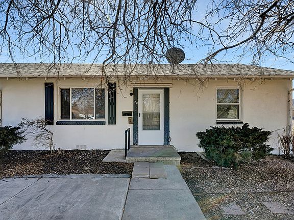 2nd image of 1201 Janes Ln #1201