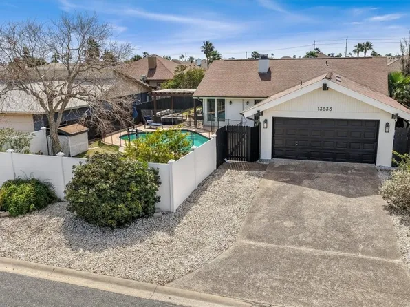 13833 Flintlock Dr, Corpus Christi, TX 78418