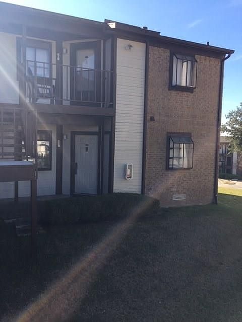 1st image of 118 Henry M Chandler Dr