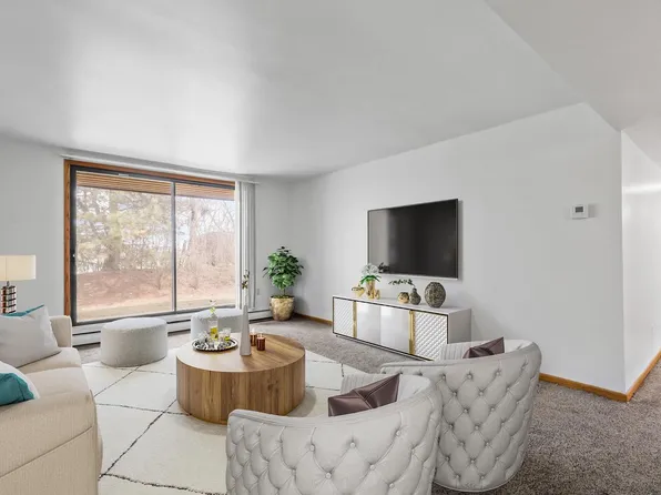 8629 North Servite DRIVE #105, Milwaukee, WI 53223