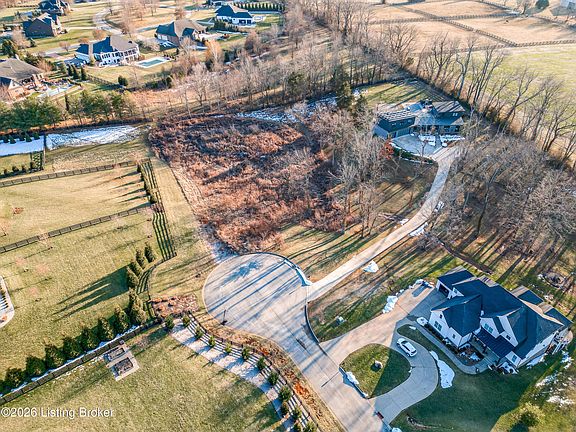 3rd image of 11207 Saddle Ridge Ct