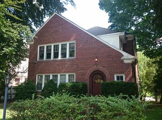 16 Gardner Rd, Brookline, MA 02445