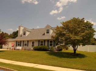 324 Taylor Ln, Williamstown, NJ 08094