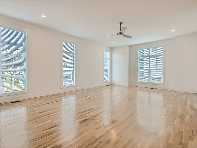 2nd floor Living Room