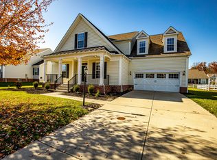 665 Hyacinth Rd, Cincinnati, OH 45245