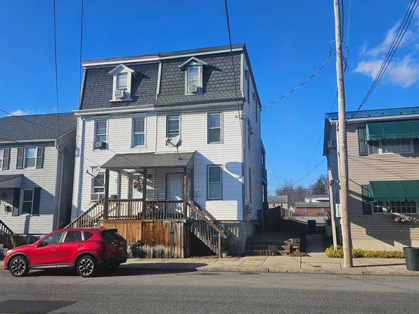 241 E Main St, Middletown, PA 17057