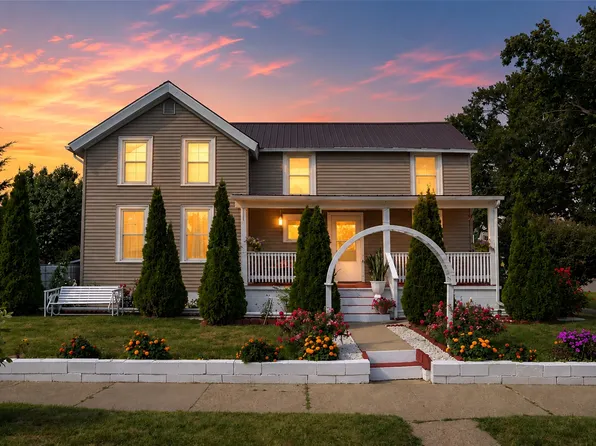 412 E Linn St, Marshalltown, IA 50158