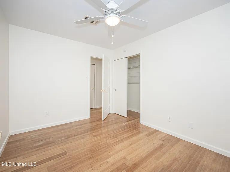 1213 King Henry Dr — Photo 30