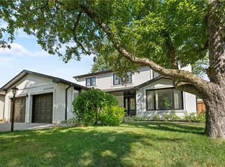 2433 Trevor Dr, Oakville, ON L6L5C4
