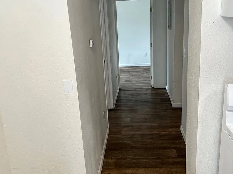277 Main Ave — Photo 8