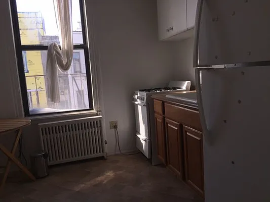 Rented by Capri Jet Realty Corp | media 5