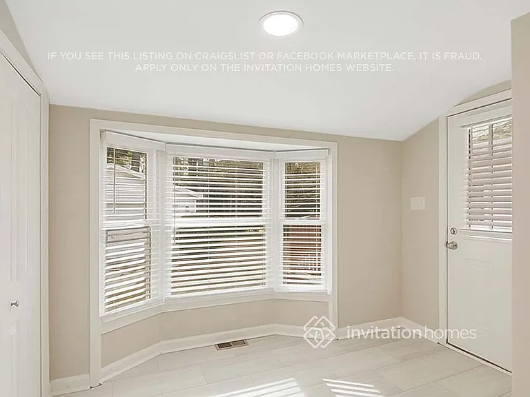 1404 Falls Church Rd — Photo 15