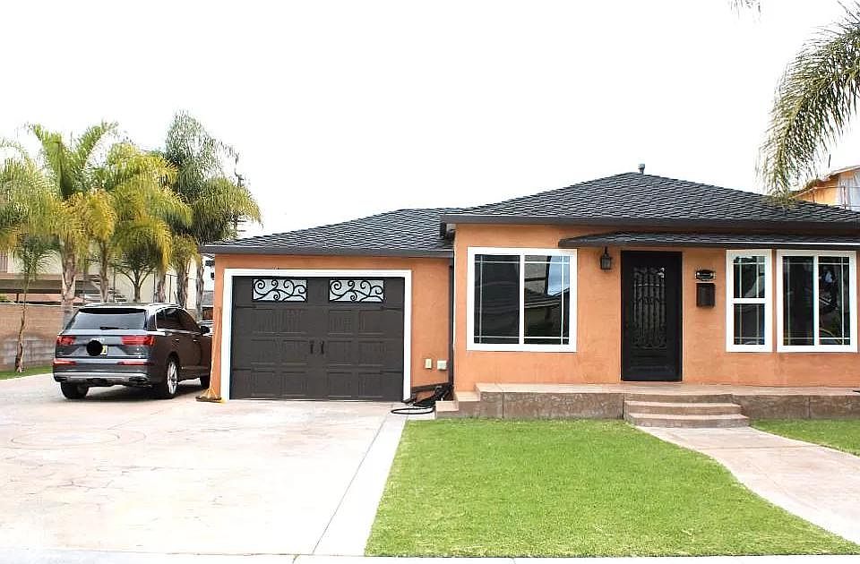 1st image of 4937 W 119th St