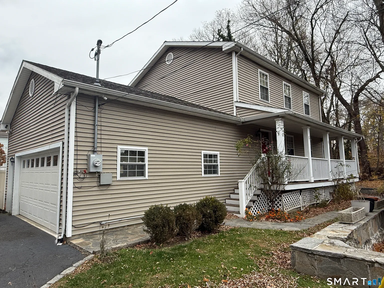 3 bed, 2.5 bath, 1560 sqft, $4,500 — Photo 1