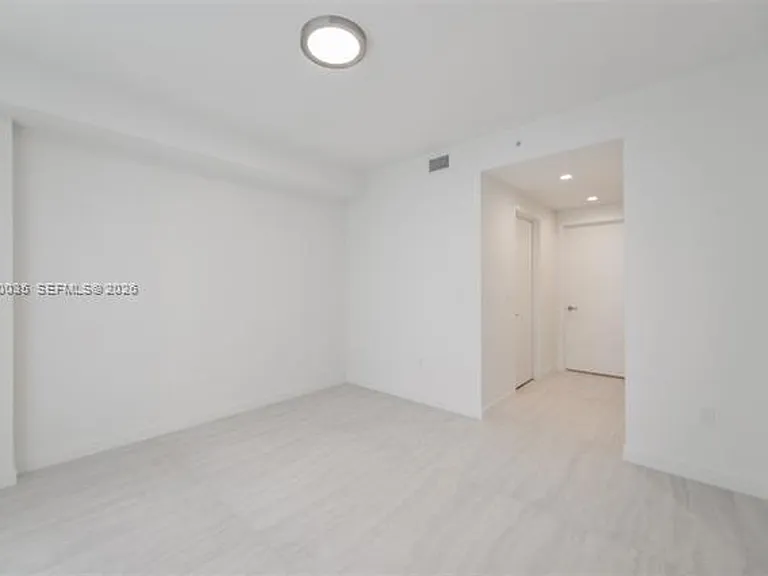 77 SE 5th St #2603 — Photo 18