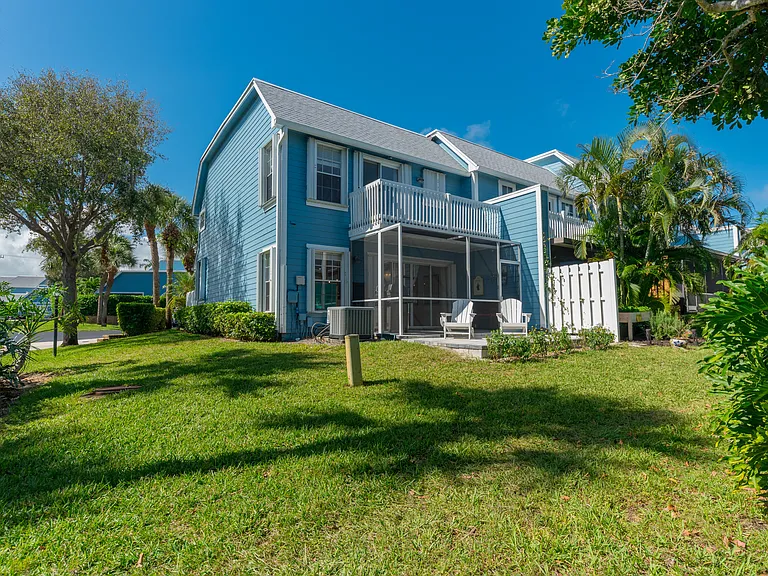 1221 Ocean Dunes Cir — Photo 21