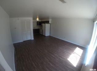 1517 Sara Ln APT 3, Pekin, IL 61554