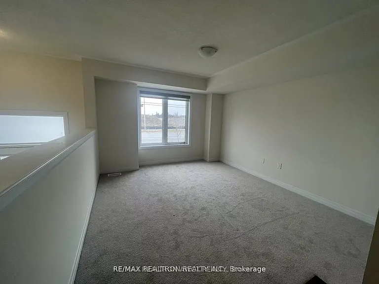 11405 Leslie St — Photo 3