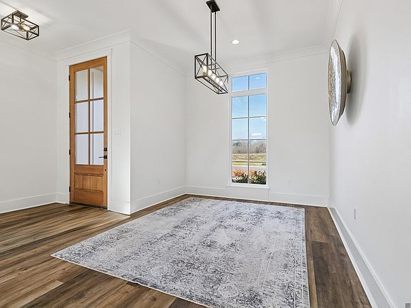 2nd image of 7184 Rue Lierre