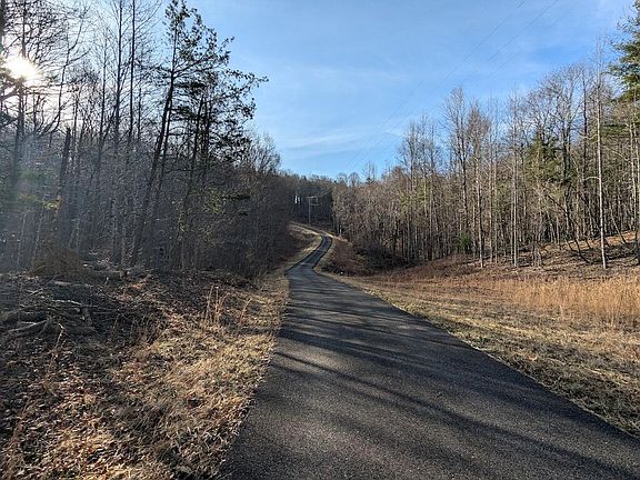 4th image of Coles Knob Rd NE